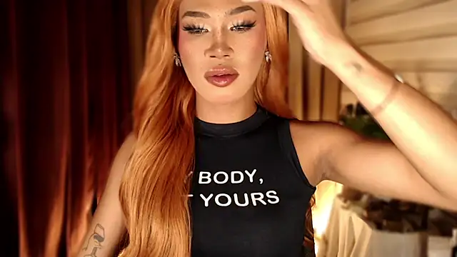 Lil_Versachi live sex cam