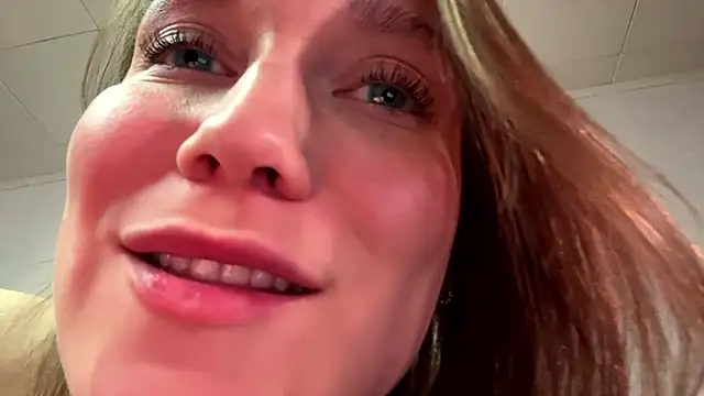 Kalli_ly's cam snapshot