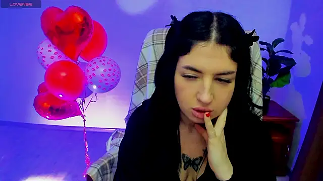 milanasky5's cam snapshot