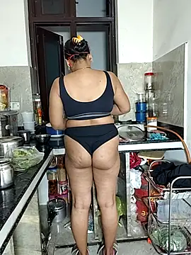 Heena-143 live sex cam