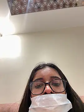 desitease's cam snapshot