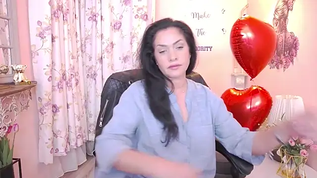 MyLovOne's cam snapshot