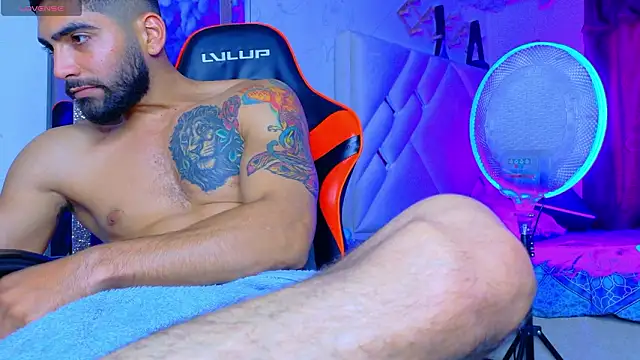 Rich_boy01 live sex cam