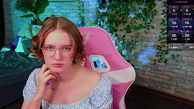 Mia_Mooore's cam snapshot