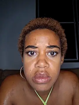 Seductive_Simon333's cam snapshot