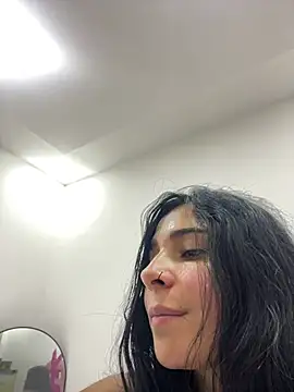 Meganmilk1 live sex cam