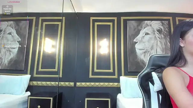 tiffanny_doll_'s cam snapshot