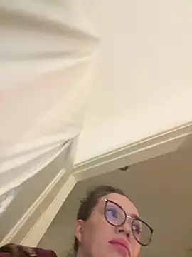 FemDom_RubyKnightXXO's cam snapshot