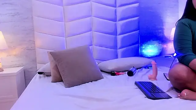 Aria_thompson_12's cam snapshot