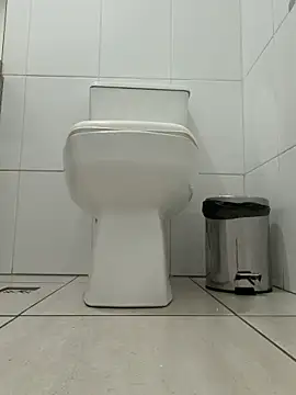 Irresistible24's cam snapshot