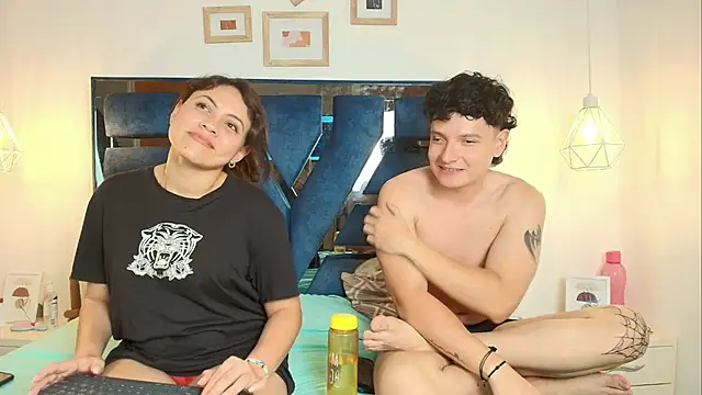 Zoe_And_Dylan_ live sex cam