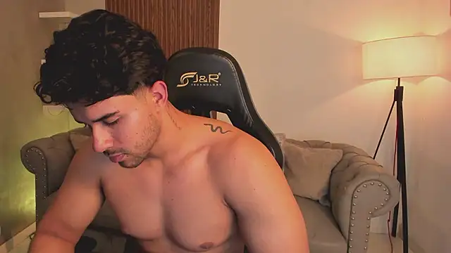 liam_collins21 live sex cam