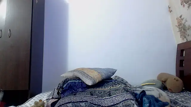 fastmilk's cam snapshot