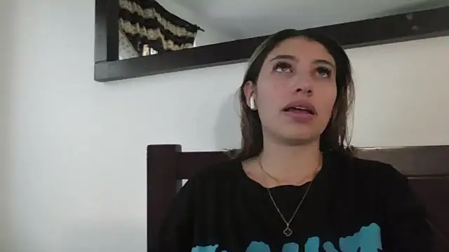 AliceTeenager___'s cam snapshot