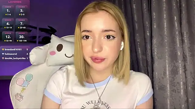 AToriaMuse's cam snapshot