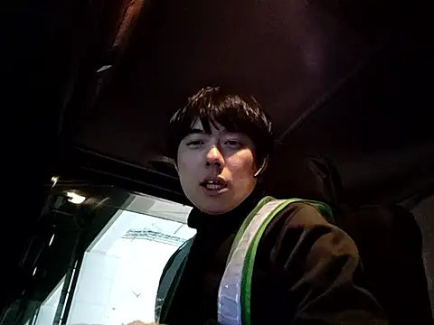 whitebriefboy live sex cam