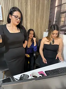 Antonella_Julieta live sex cam