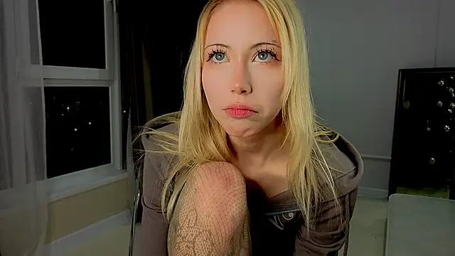 UWU_flower's cam snapshot