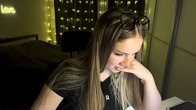 DanOstertag's cam snapshot