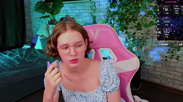 Mia_Mooore's cam snapshot