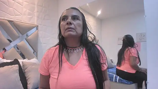 raquell_moore's cam snapshot