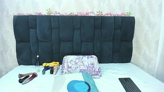 Ariana_Diosa's cam snapshot