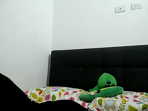 Alexxawinter live sex cam