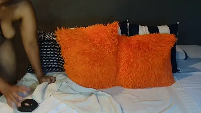 Fallenchubbie's cam snapshot