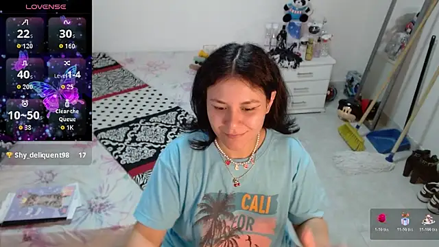 soniafuckboobs's cam snapshot