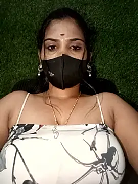 Nithyatamil's cam snapshot