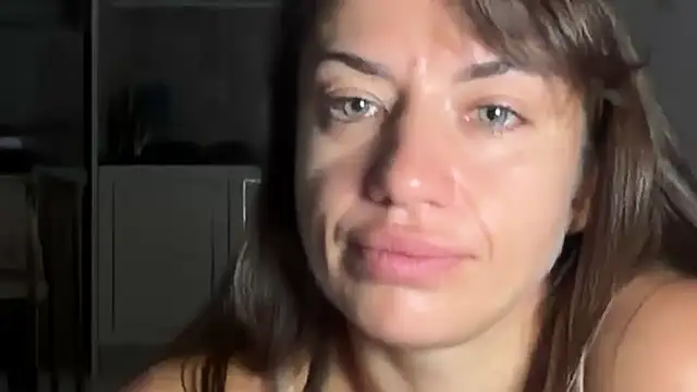 Roriann live sex cam