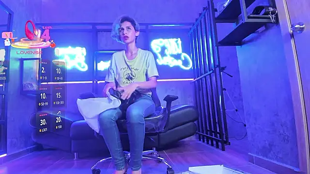 MiistressBlu's cam snapshot