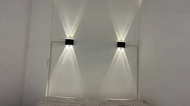 valeriesaint's cam snapshot