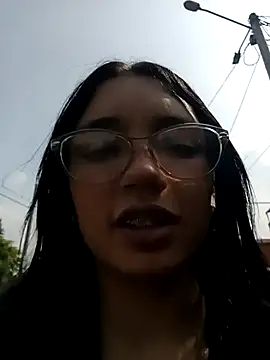 _ArianaToroo's cam snapshot