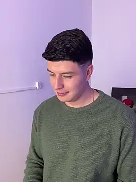 Goldenknight33 live sex cam