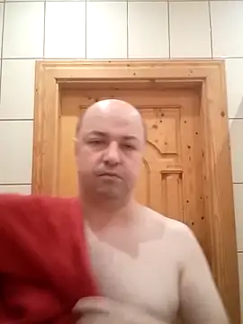 Luceriusbigass live sex cam