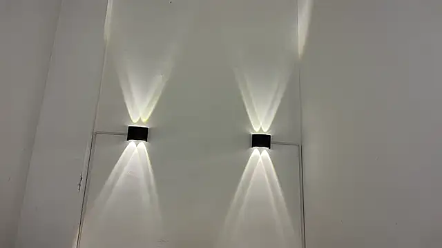 valeriesaint's cam snapshot