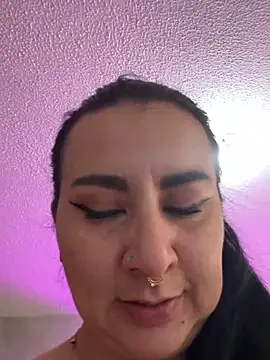 Abril_Luv's cam snapshot