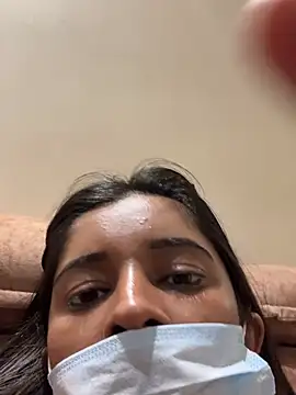 desitease's cam snapshot