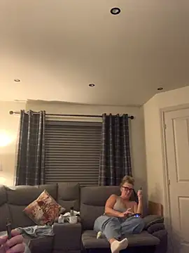 Mrsmoggy's cam snapshot