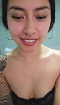 sara-lauren's cam snapshot