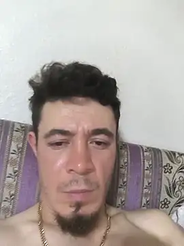 Paploesco026's cam snapshot