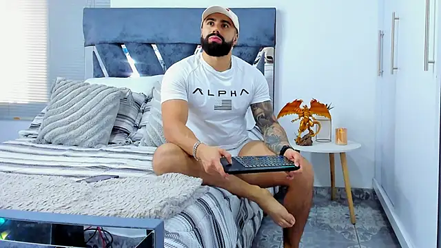 Zack_Froone live sex cam