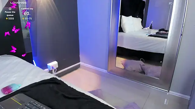 Larabrooks's cam snapshot