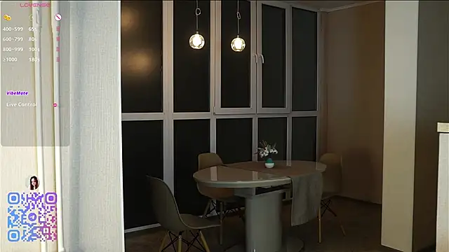 AmelieSeductress's cam snapshot