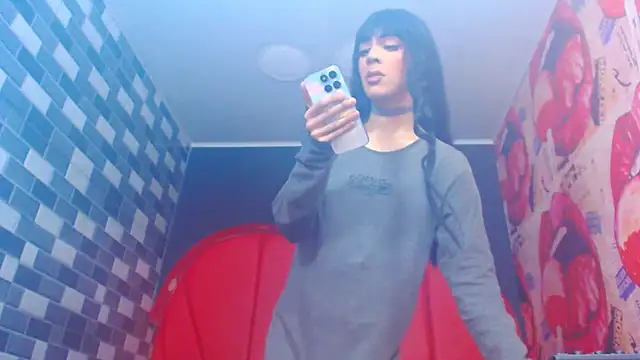 julessxcharlotte live sex cam