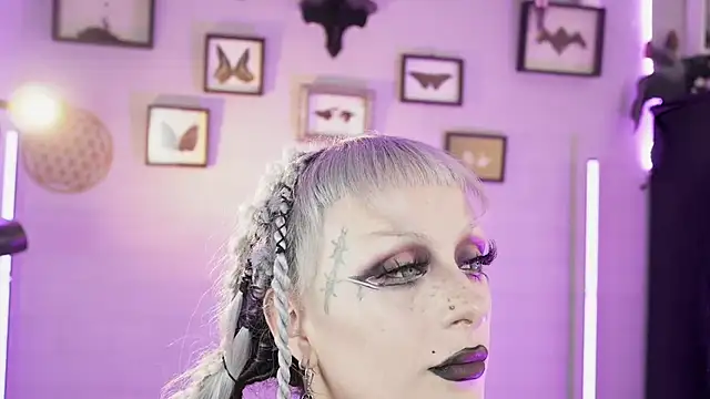 insania_9999_'s cam snapshot