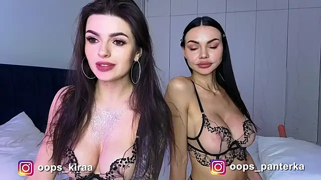 AmyLeeplay's cam snapshot