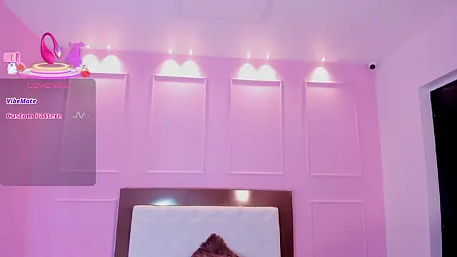 NAHOMIROSSE's cam snapshot