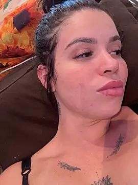 Rafaellaz live sex cam